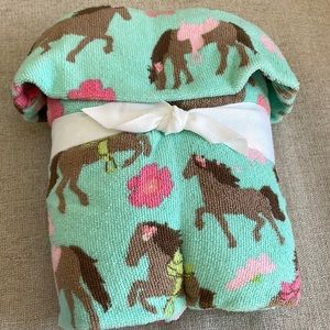 Circo hooded towel NWT